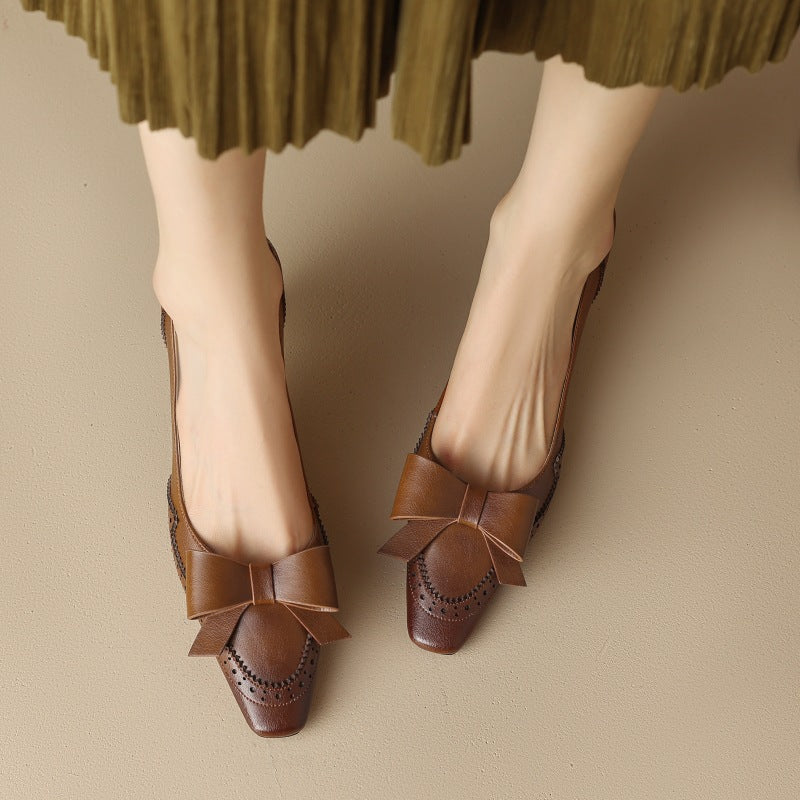 Célora Leather Ribbon Pumps