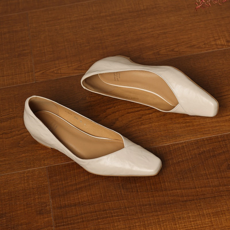Noémie Square-Toe Leather Flat