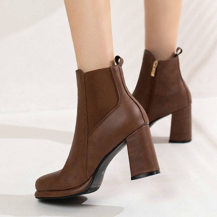 Noémie Rounded Block-Heel Ankle Boots