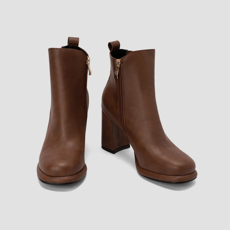 Noémie Rounded Block-Heel Ankle Boots