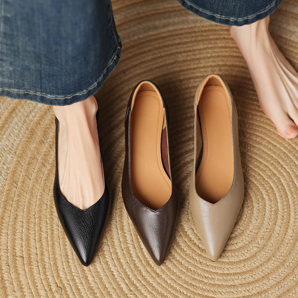 Elara Pointed Leather Pumps