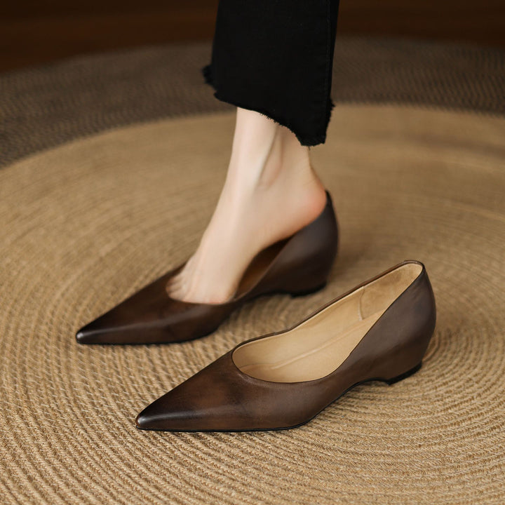 Lunera Leather Pumps
