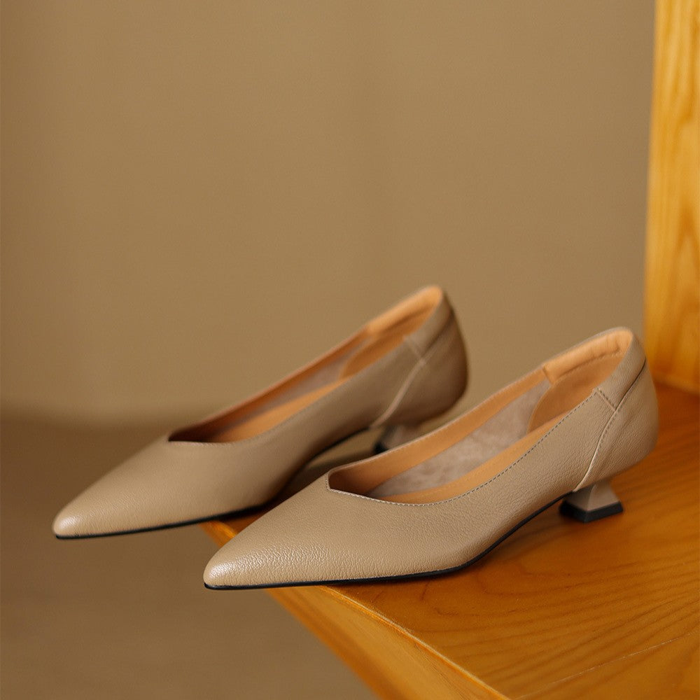Elara Pointed Leather Pumps