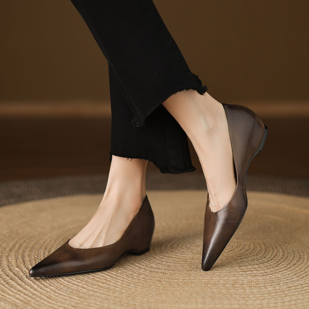 Lunera Leather Pumps
