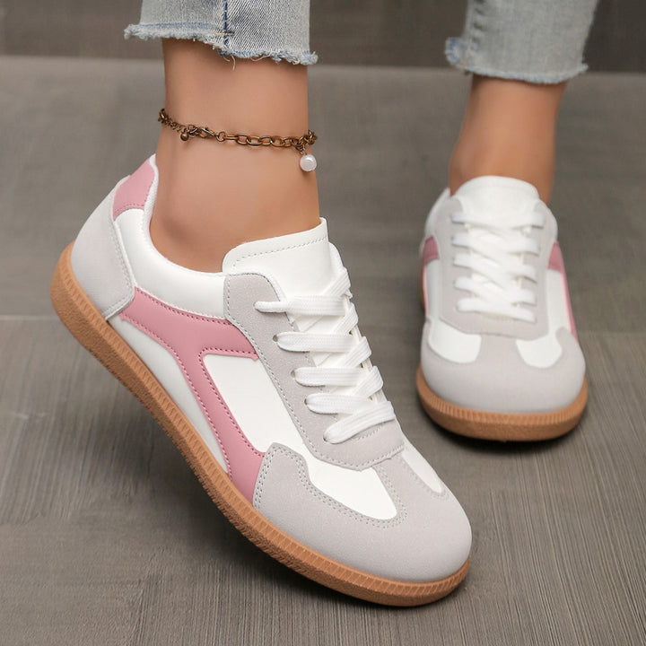Naelle Retro Lace Sneakers